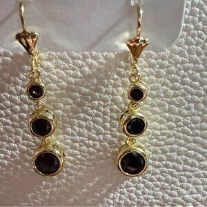 Elegant Gold and Onyx Bezel Drop Earrings